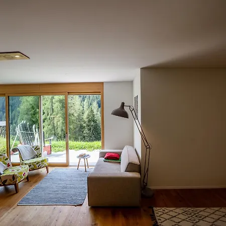 Luxury With Mountain Views In דאבוס